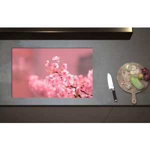 Inductieplaat Beschermer - Bloeiende Kersenbloesem aan Tak - 80x50 cm - 2 mm Dik - Inductie Beschermer - Bescherming Inductiekookplaat - Kookplaat Beschermer van Wit Vinyl