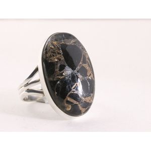 Grote ovale zilveren ring met zwarte koperturkoois - maat 19.5