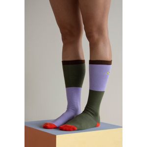 Sticky Lemon - Knee high socks | colourblocking | leaf green + mauve lilac