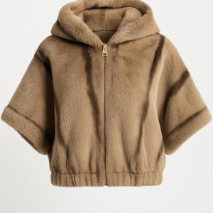 HS Premium Faux Fur Cape met Capuchon – One Size – 100% Polyester – In 3 Kleuren