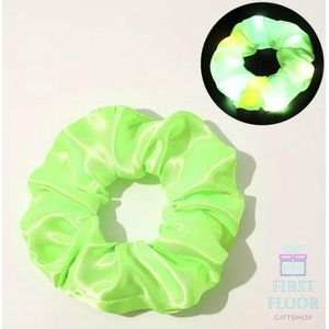 Scrunchie met LED lichtjes – Licht Gevende Scrunchie – Scrunchie LED - LED Scrunchies – Scrunchie Satijn – Scrunchies LED lichtjes – Scrunchies Effen Kleur - Scrunchie Licht Groen - Licht Groene Scrunchie