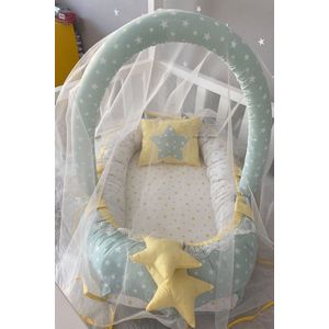 SNS Baby - Babynestje en Hoofdkussen - Organische Katoen - Antibacterieel Babynestje - Anti-Allergisch Babynestje - Green Star Klamboe en Speelgoedhanger - 74 x 40 cm