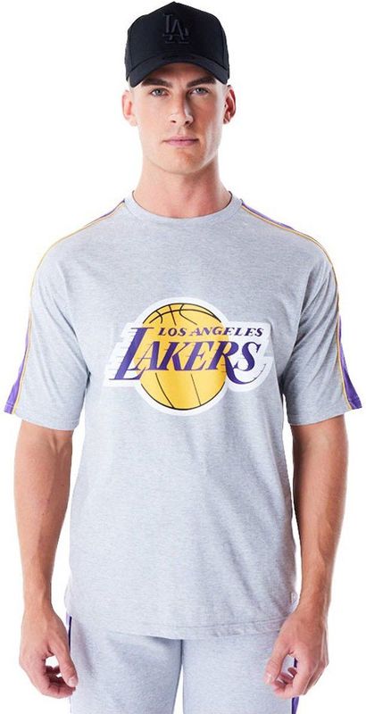 New Era - NBA Panel Los Angeles Lakers - T-shirt - Grijs - Korte Mouwen
