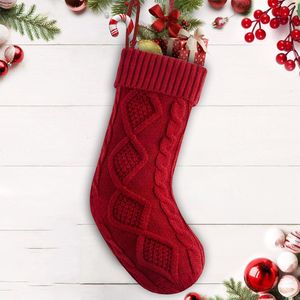Kerstsokken - Gebreide kerstsokken - 46 cm - Behang voor thuis - Groot formaat - Gebreide kousen met draad - Kerstversiering - Cadeaus voor familievakanties en kerstfeestjes - Ruitvorm - Rood