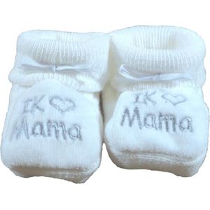 Kraamcadeau  - Petit Villain Newborn Slofjes - Love mama  - Wit - 0-3 maanden