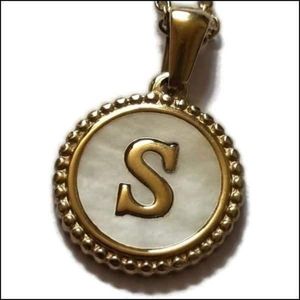 Aramat jewels -ketting-letter s- chirurgisch staal -wit- schelp - goudkleurig-45cm - dames- rond