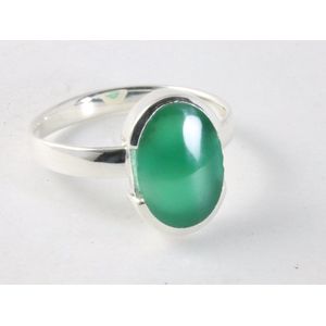 Hoogglans zilveren ring met groene agaat - maat 18