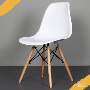 Witte Eetkamerstoelen (set van 4) - Eetkamerstoel - Scandinavische Stijl - Set van 4 - Kuipstoel - Wit - Plastic met houten poten en metalen steun