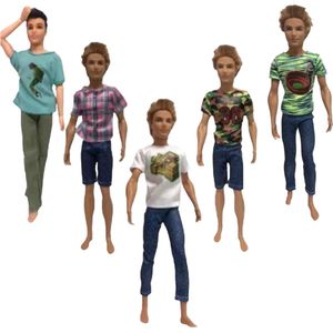 Isa's Friends® Poppenkleertjes - 5 Outfits Voor Mannen Poppen - Geschikt Voor O.a Barbie