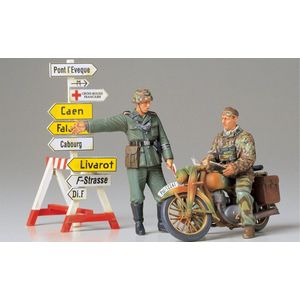 Tamiya German Motorcycle Orderly Set + Ammo by Mig lijm