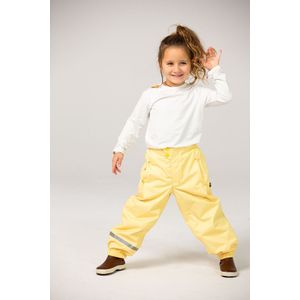 Ducksday - Regenbroek - Waterdicht - Ademend - Reflecterend - Unisex - Geel - Maat 134/140 - 10 jaar