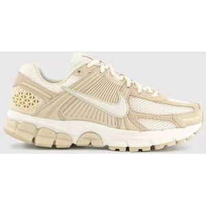 Nike - Zoom Vomero 5 - Sneakers - Bruin - Textiel/Synthetisch Suède