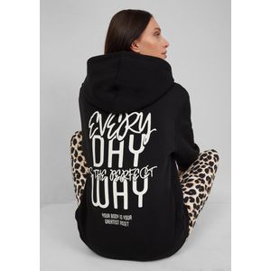 s.Oliver - Sweatshirt - Zwart - Met Capuchon - Normale Pasvorm