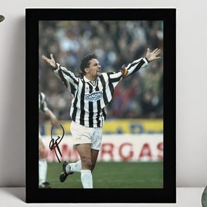 Roberto Baggio Kunst Ingelijste Handtekening – 15 x 10cm In Klassiek Zwart Frame – Gedrukte handtekening – Juventus - AC Milan - Voetbal - Football Legend