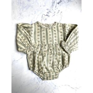 Omer en Odille - romper/boxpakje/body vintage - zomer/lente - gebloemd - crème - 9-12 maand