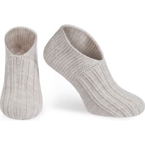 Knit Factory Miles Slofsokken - Sokken voor Dames en Heren - Gebreide sloffen - Huissokken - Beige - Maat 36-40