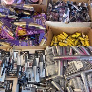 L'oreal Maybelline Carton assortiment Mascara (50 STUKS)