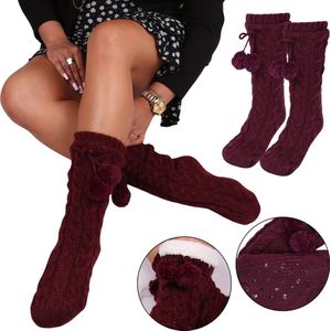 Bordeauxrode, dikke, antislip sokken / 37-42