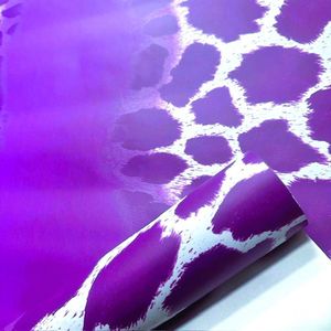 Paars vliesbehang dierenprint panter 79125