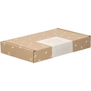 Brievenbusdoos A6 bruin met cadeauprint en bovenklep 180 x 115 x 28 mm