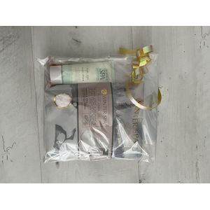 Body en relax geschenkset-rituals- Verzorging Cadeau Set - Huidverzorging Geschenkset wellness- cadeau set- verwenpakket-giftset- relaxing-huidverzorging-bath-hammam- ritualsset- handmasker- voetcreme-wollen sokken--voetverzorgingset- handcreme- hand