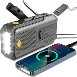 BSTNL Noodradio - AM/FM Radio - Noodfluit - Solar Powerbank - Survivalradio - Noodradio Solar Opwindbaar - Zaklamp - SOS Knop - Powerbank Zonneenergie - USB C - Noodpakket voor Thuis - Zilver