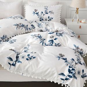 Goodivery ® Beddengoedset met Bloemenprint en Pompons - Omkeerbaar en Zacht Microvezel Dekbedovertrek voor Meisjes
