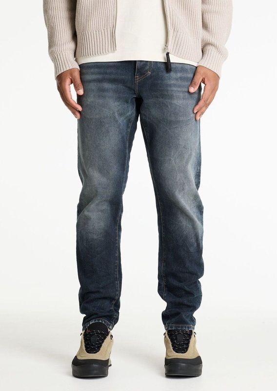 Chasin' - Helyx - Jeans - Donkerblauw - Straight Fit