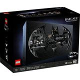 LEGO Batman 76252 - Batcave™ - Shadow Box