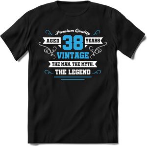 38 Jaar Legend - Feest kado T-Shirt Heren / Dames - Wit / Blauw - Perfect Verjaardag Cadeau Shirt - grappige Spreuken, Zinnen en Teksten. Maat M