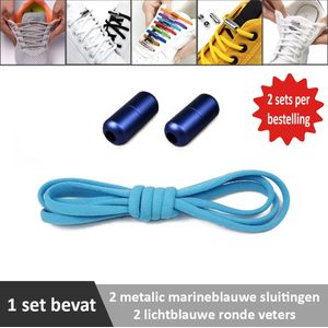 2 paar lichtblauwe ronde elastische veters met metalic marineblauwe sluitingen. Je hoeft voortaan nooit meer je veters te strikken