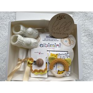 Maminobaby.nl - Baby Geschenkset jongens/meisjes | Hydrofiele doek | Handmade speenkoord | Handmade bijtring | Kraamcadeau | Babyshower