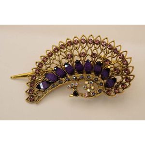 Haarspeld metaal van een pauw met paarse steentjes en strass - haarspeld vogel - gekleurde dames haarspeld - haarspeld modern - elagante haarspeld - metalen haarspeld - stevige haarspeld - fijne haarspeld - paarse haarspeld - koperen haarspeld