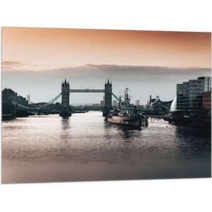 Vlag - Tower Bridge met Zonsondergang in Londen, Engeland - 100x75 cm Foto op Polyester Vlag