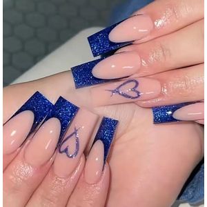Nep nagels - Plak nagels - 24 stuks - Coffin shape - French blauw hartje - Kunstnagels - Press on nails - Coffin shape nails - Lange nagels - Fake nails