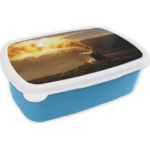 Broodtrommel Blauw - Lunchbox - Brooddoos - Een zonsondergang achter de stoomlocomotief - 18x12x6 cm - Kinderen - Jongen