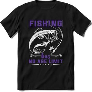 Fishing Has No Age Limit - Vissen T-Shirt | Paars | Grappig Verjaardag Vis Hobby Cadeau Shirt | Dames - Heren - Unisex | Tshirt Hengelsport Kleding Kado - Zwart - M