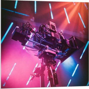 Forex - Lampen op Grote Camera - 80x80cm Foto op Forex