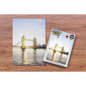 Puzzel Zonnestralen achter de Tower Bridge in Londen - Legpuzzel - Puzzel 500 stukjes
