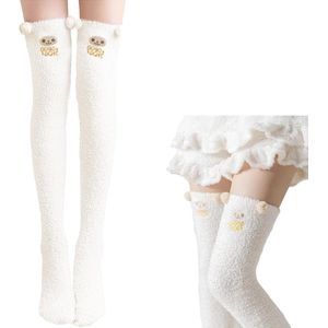 1 paar Wit - Koraalfluwelen kniekousen voor dames - wintersokken - kniehoog, comfortabel - warm en schattig - verdikt - warm en comfortabel - lange slaapsokken