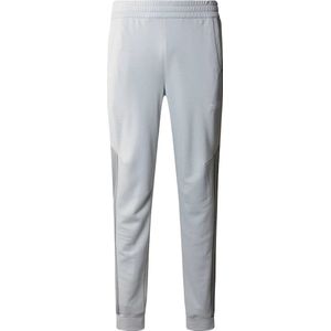 The north face mountain athletics fleece joggingbroek in de kleur grijs.