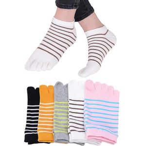 Trendy zwarte, witte, grijze, roze en gele teensokken voor meisjes en vrouwen - 5 paar