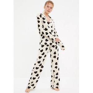 Trendyol Vrouwen Standaard mouw Kraag Ecru hart-viscose geweven pyjamaset THMAW21PT0936