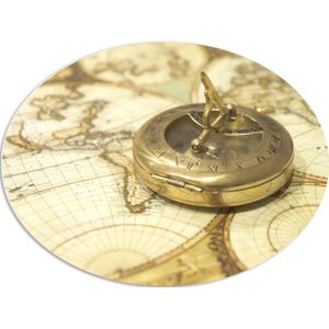 PVC Schuimplaat Ovaal - Gouden Kompas op Wereldkaart - 80x60 cm Foto op Ovaal (Met Ophangsysteem)