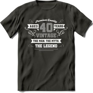 40 Jaar Legend T-Shirt | Zilver - Wit | Grappig Verjaardag en Feest Cadeau | Dames - Heren - Unisex | Kleding Kado | - Donker Grijs - L