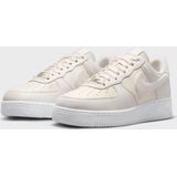 Nike Air Force 1 Low '07 Next Nature - Maat 38 - Beige / Wit - Sneakers Dames - Doos Zonder Deksel