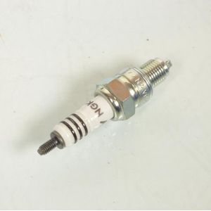 Bougie d'allumage NGK pour Scooter Peugeot 50 Tweet 4T 2009 à 2020 Neuf