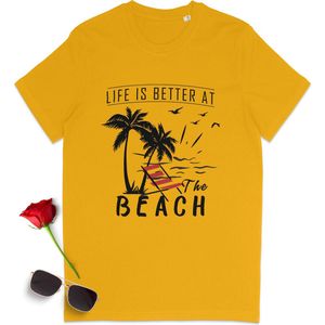 Zomer t shirt met print - Life is better at the beach - Heren en Dames t-shirt - Vrouwen Heren t-shirt met zomer opdruk - Unisex maten: S M L XL XXL XXXL - Tshirt kleuren: wit, oranje geel en licht blauw.