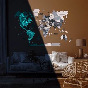 Houten Wereldkaart 3D – Grijs (Glow in the Dark) - Medium (100 x 60 cm) - 3D Wereldkaart - Wanddecoratie - Wereldkaart Prikbord - Muurdecoratie - Wanddecoratie - Cadeau - Verjaardag Cadeau - Housewarming Cadeau - Cadeau voor man - Cadeau voor vrouw