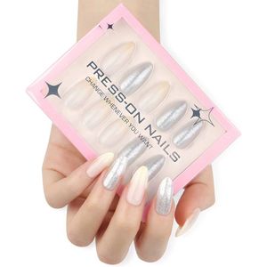 Press on nails – Nepnagels– Amandelvorm – 30 stuks – Lang- Zilver